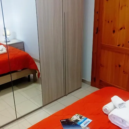 Apartment Bilocale Delle Robinie In Baia *
