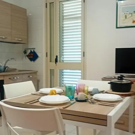Bilocale Delle Robinie In Baia