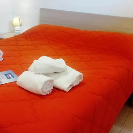 Bilocale Delle Robinie In Baia *